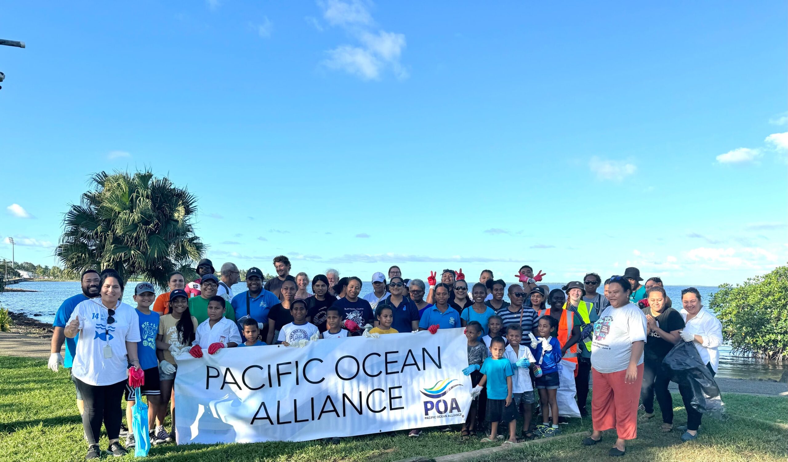 Giving back to our ocean- Members of the Pacific Ocean Alliance in their coastal clean up as part of their World Ocean Day activity